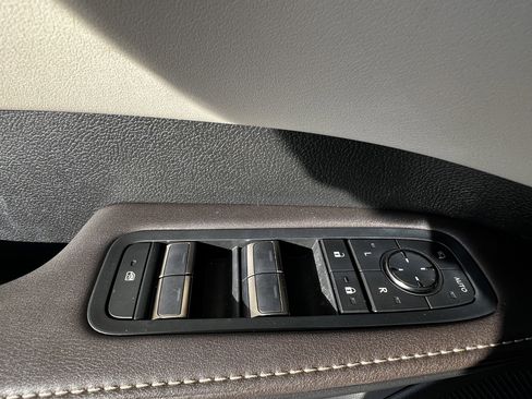 Used 2023 Lexus RX 350 w/ Cold Area Package AWD/4WD image 14