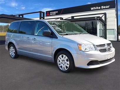 Used 2017 Dodge Grand Caravan SE w/ Power Window Group