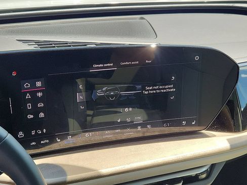 Certified 2025 Audi Q5 Premium Plus w/ Premium Plus AWD/4WD image 6