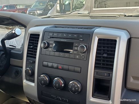 Used 2011 RAM 1500 Classic SLT image 24