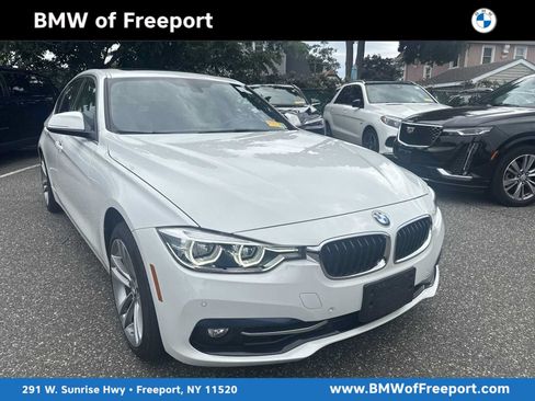 Used 2018 BMW 330i xDrive Sedan w/ Convenience Package AWD/4WD image 1