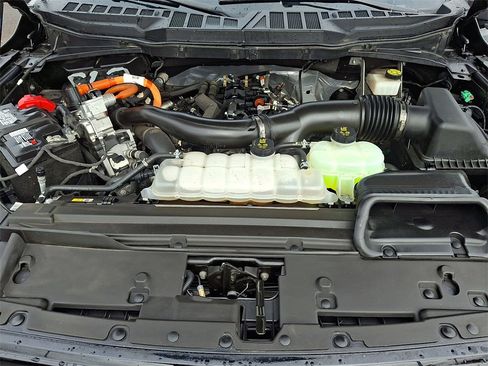 Used 2024 Ford F150 XLT w/ Mobile Office Package image 27