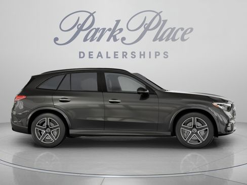 Used 2026 Mercedes-Benz GLC 300 4MATIC image 41
