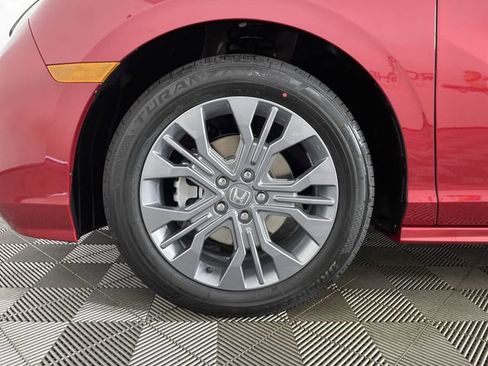 New 2026 Honda Odyssey Touring image 17