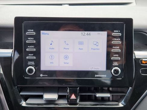 Used 2024 Toyota Camry SE FWD image 14