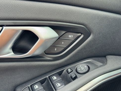 Used 2021 BMW 330i Sedan w/ Convenience Package image 18