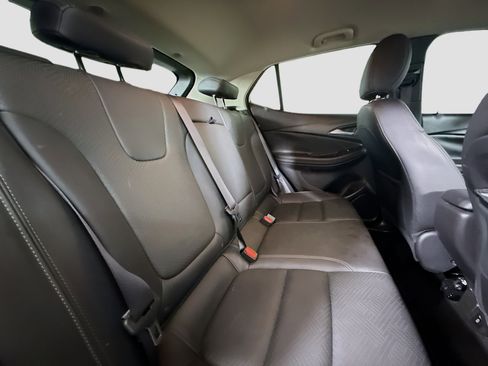 Used 2022 Buick Encore GX Essence w/ Advanced Technology Package image 27