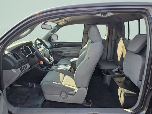 Used 2012 Toyota Tacoma PreRunner w/ TRD Sport Pkg RWD image 30