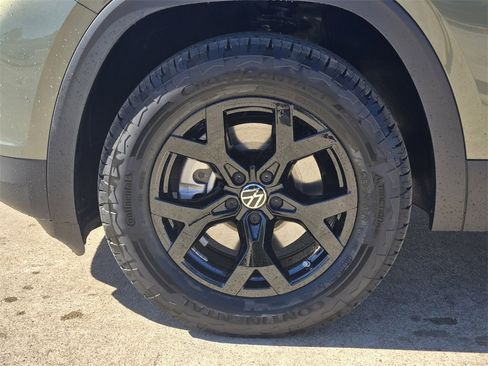 New 2026 Volkswagen Atlas Peak Edition image 10