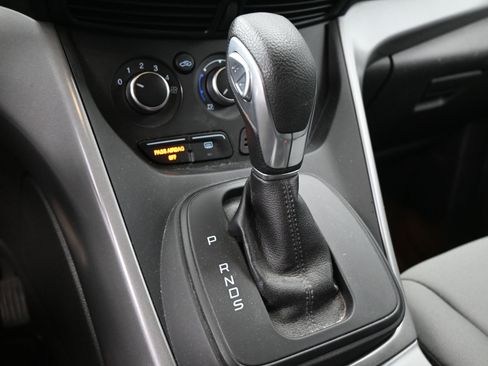 Used 2015 Ford Escape SE image 15