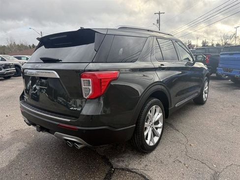 Used 2022 Ford Explorer Platinum w/ Equipment Group 601A image 4