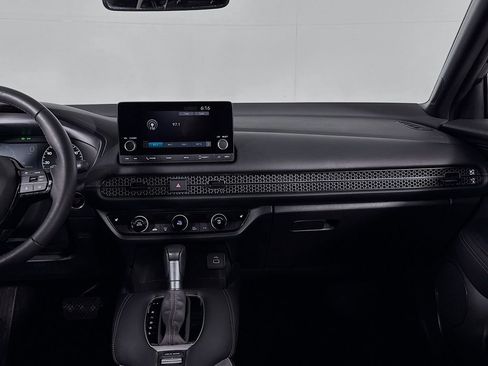 Certified 2025 Honda HR-V Sport image 12