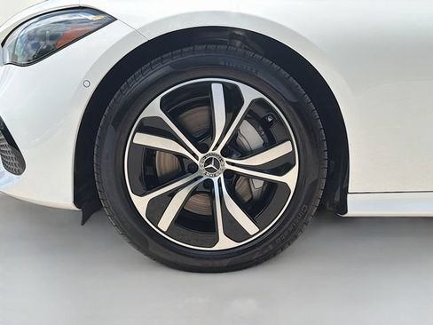 Used 2026 Mercedes-Benz CLE 300 4MATIC Cabriolet image 43