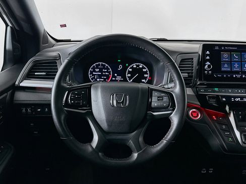 Used 2025 Honda Odyssey Sport-L image 17