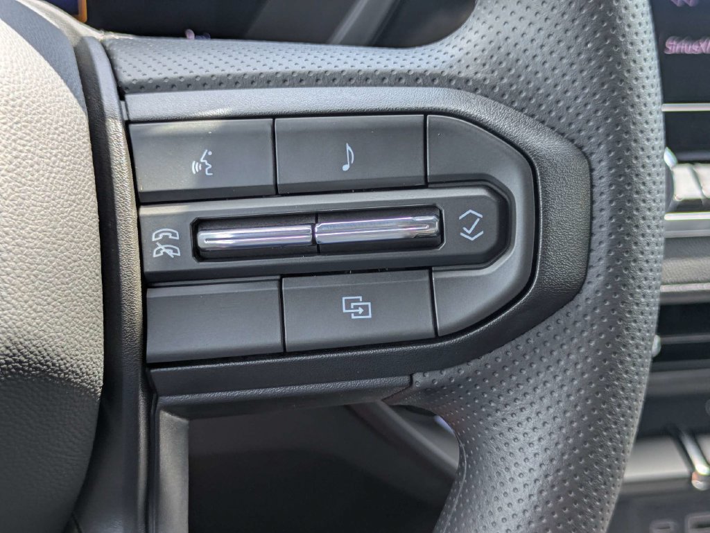 New 2026 Chevrolet Colorado Trail Boss AWD/4WD image 25