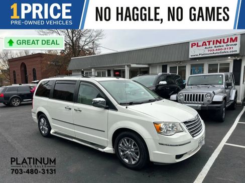 Used 2008 Chrysler Town & Country Limited w/ Entertainment Group #3 image 1
