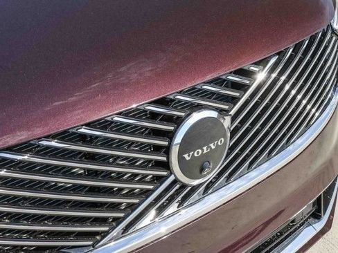 New 2026 Volvo XC90 T8 Plus image 11