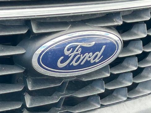 Used 2025 Ford Escape Active AWD/4WD image 10
