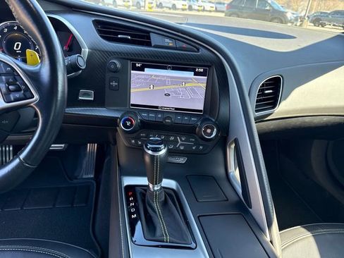 Used 2019 Chevrolet Corvette Stingray Coupe w/ 3LT Preferred Equipment Group image 19