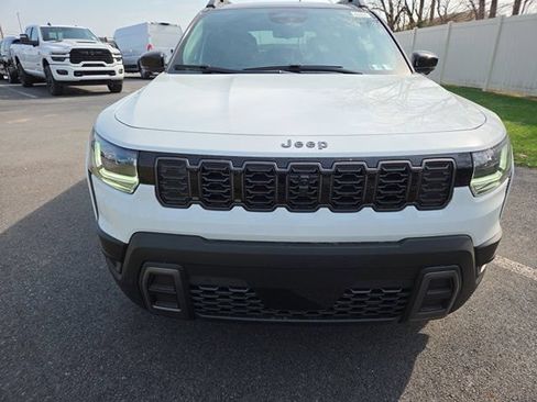 Used 2026 Jeep Cherokee Overland w/ Advanced Pro Tech Group AWD/4WD image 7