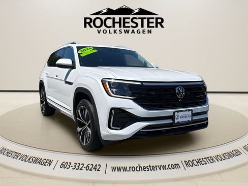 Used 2024 Volkswagen Atlas SEL Premium R-Line AWD/4WD image 11