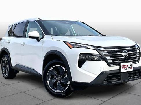 Certified 2025 Nissan Rogue SV image 3