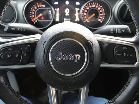 Used 2020 Jeep Gladiator Sport w/ Quick Order Package 24S image 21