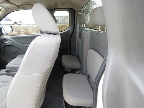 Used 2018 Nissan Frontier S w/ Work Truck Package image 27