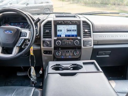 Used 2020 Ford F250 Lariat AWD/4WD image 14