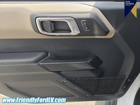 Certified 2024 Ford Bronco Wildtrak AWD/4WD image 19