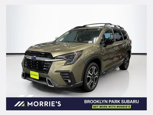 Used 2025 Subaru Ascent Touring AWD/4WD image 1