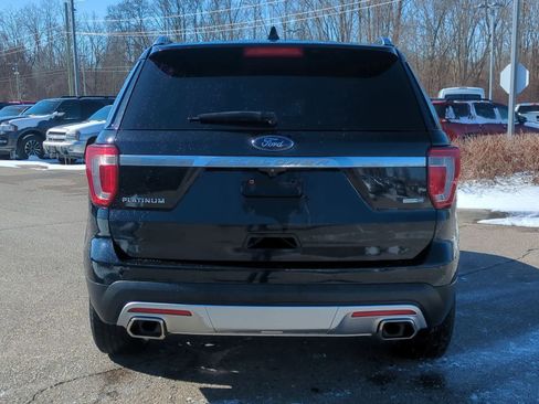 Used 2017 Ford Explorer Platinum image 7