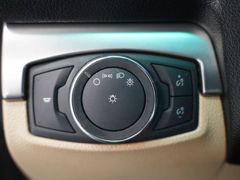 Used 2016 Ford Explorer FWD image 23
