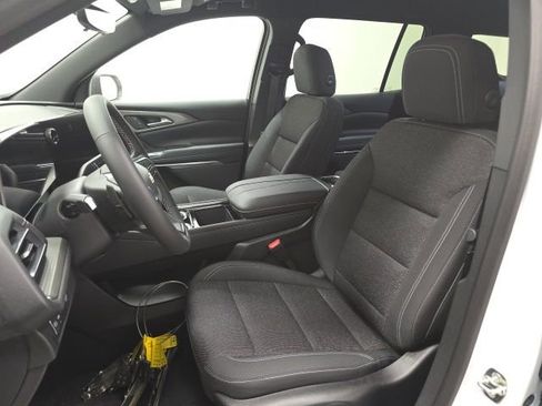 New 2026 Chevrolet Traverse LT image 19