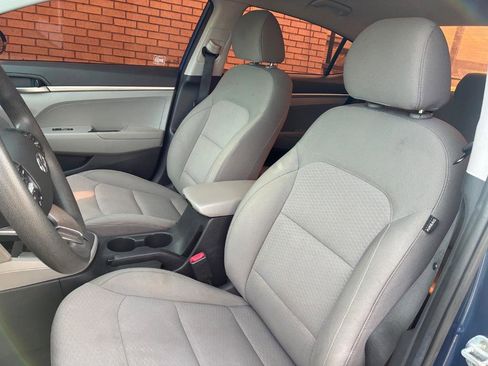 Used 2020 Hyundai Elantra SE image 14