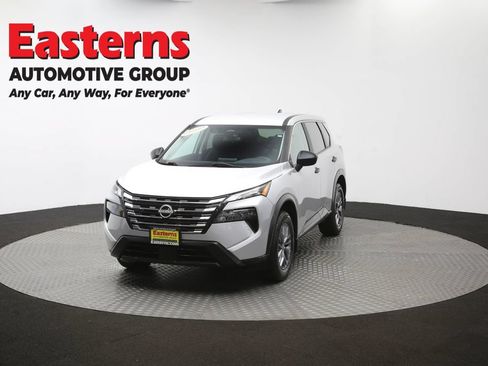 Used 2024 Nissan Rogue S AWD/4WD image 55