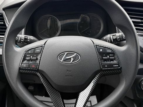 Used 2016 Hyundai Tucson SE w/ Option Group 02 AWD/4WD image 17