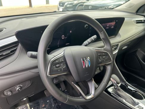 Used 2025 Buick Encore GX Preferred image 28
