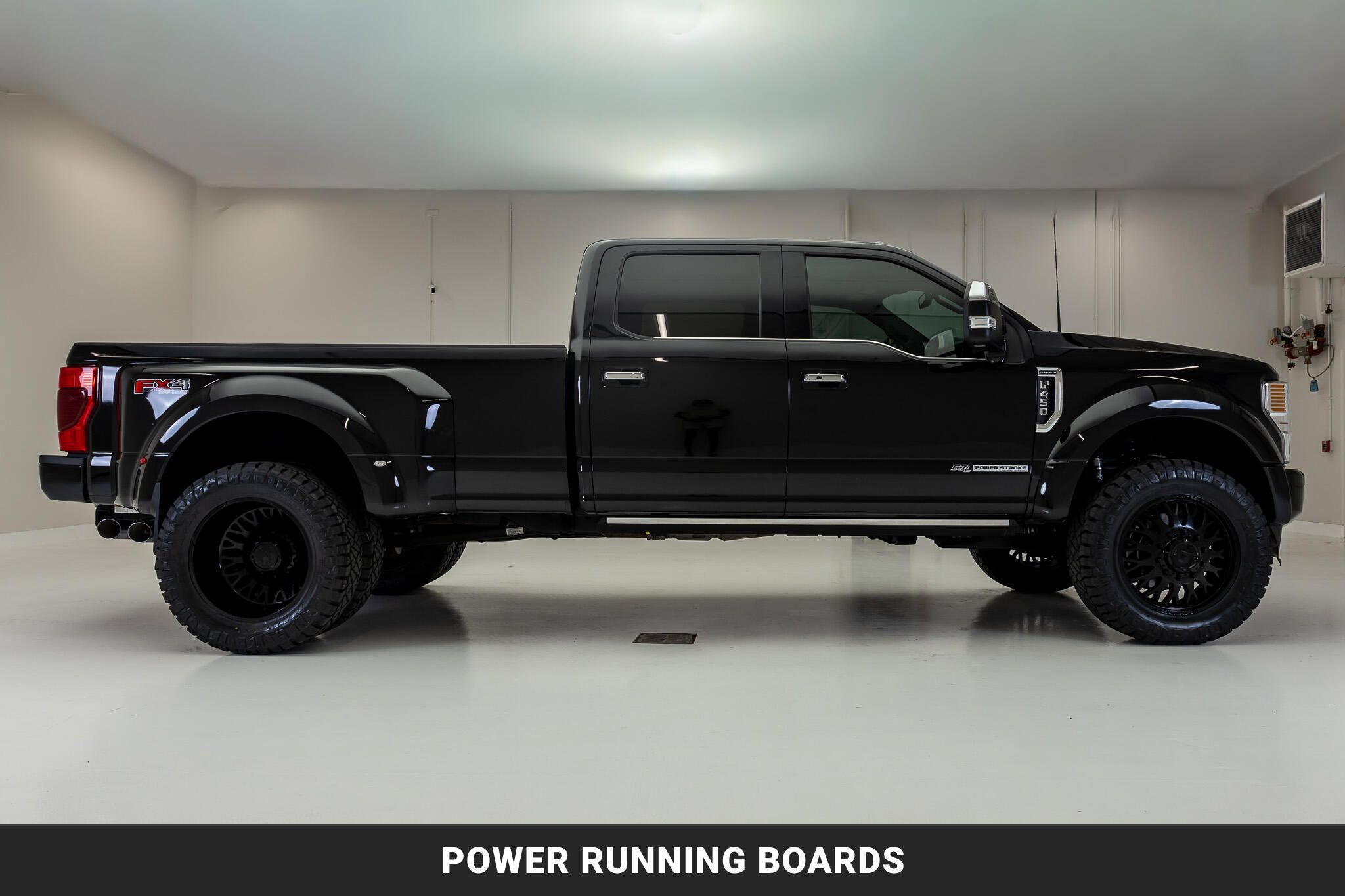 Used 2022 Ford F450 Platinum w/ FX4 Off-Road Package AWD/4WD image 11