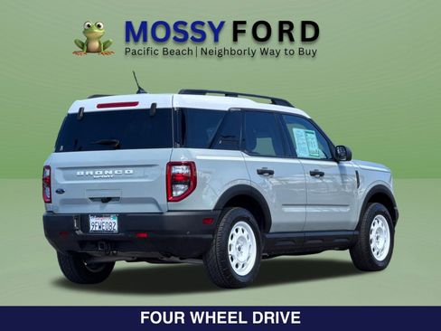 Used 2024 Ford Bronco Sport Heritage w/ Heritage Convenience Package AWD/4WD image 5