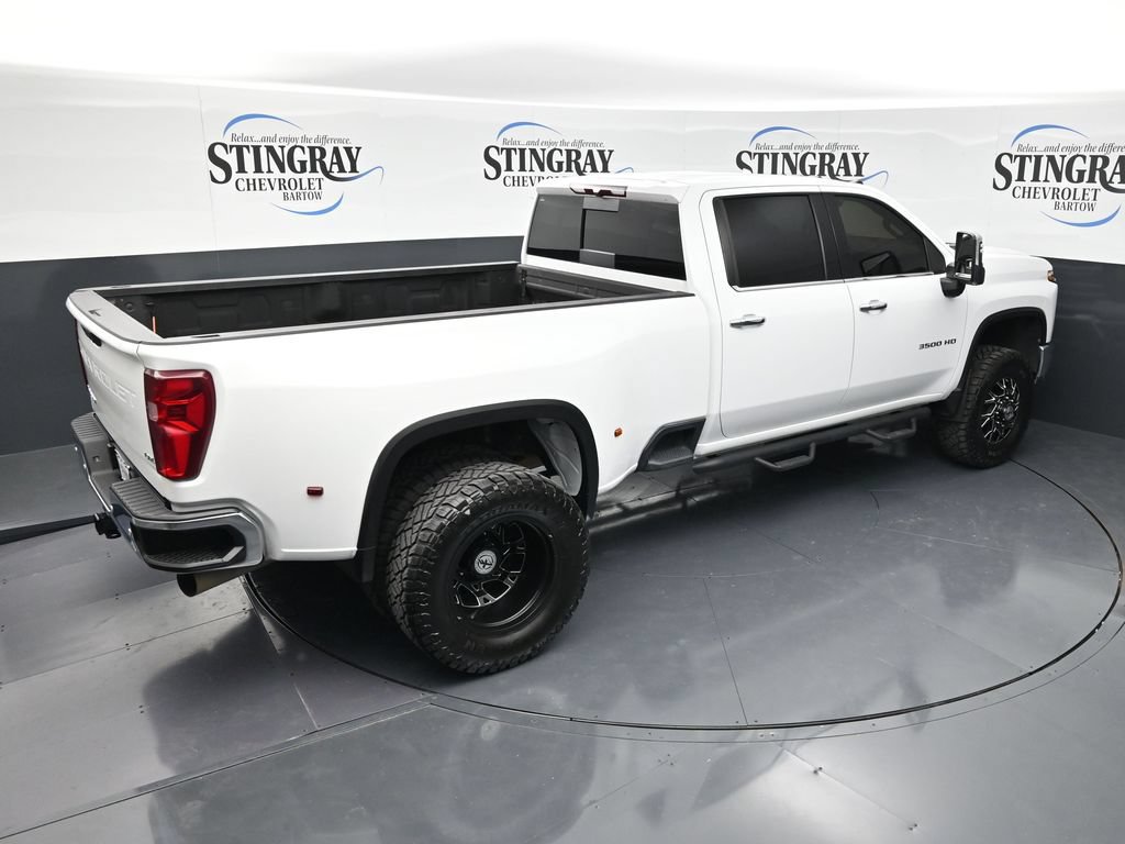 Used 2025 Chevrolet Silverado 3500 LTZ w/ LTZ Plus Package AWD/4WD image 27