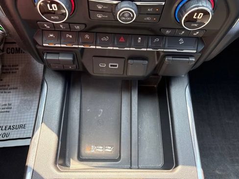 Used 2019 Chevrolet Silverado 1500 LTZ w/ LTZ Plus Package AWD/4WD image 18