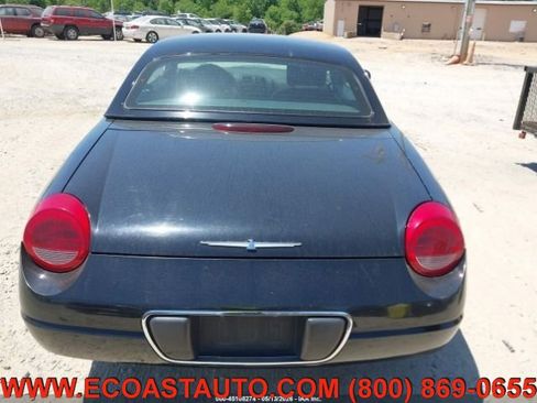 Used 2002 Ford Thunderbird RWD image 8