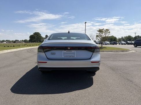 New 2026 Honda Accord SE image 4