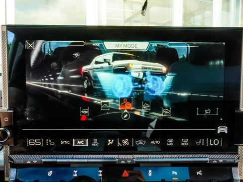 Used 2023 GMC Hummer EV Edition 1 AWD/4WD image 32