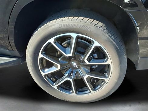 Used 2025 Chevrolet Tahoe RST w/ RST Capability Package image 29