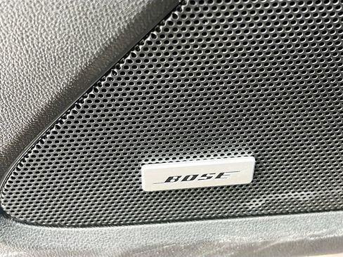 Used 2023 Chevrolet Equinox RS w/ RS Leather Package image 21