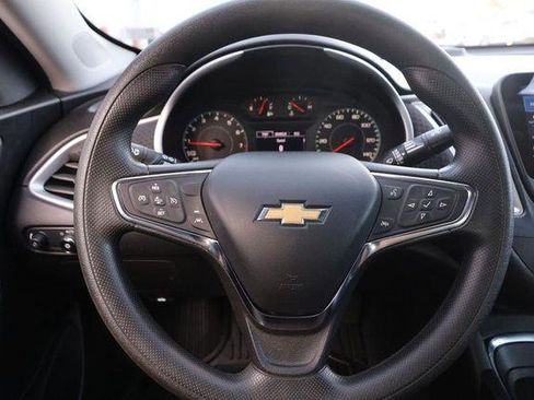 Used 2023 Chevrolet Malibu LT image 10