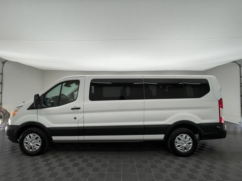 Used 2017 Ford Transit 350 XLT RWD image 11