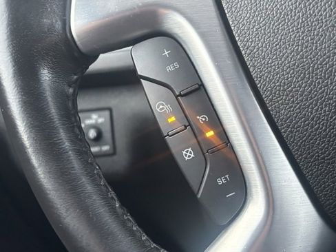 Used 2017 GMC Acadia Limited SLT image 16